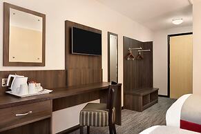Ramada by Wyndham Bristol West