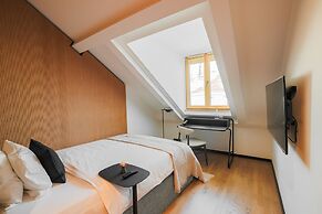 Bob W Munich Old Town