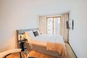 Bob W Munich Old Town