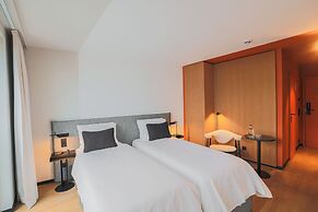 Bob W Munich Old Town