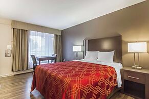 Econo Lodge Lethbridge