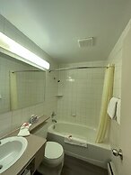 Econo Lodge Lethbridge