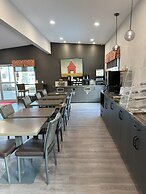 Econo Lodge Lethbridge