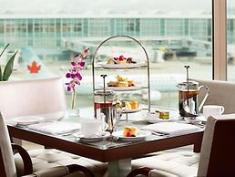 Fairmont Vancouver Airport In-Terminal Hotel