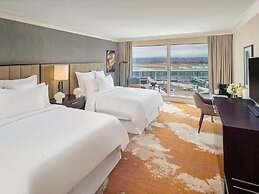 Fairmont Vancouver Airport In-Terminal Hotel