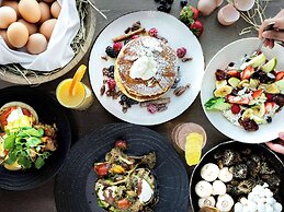 Fairmont Vancouver Airport In-Terminal Hotel