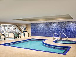 Fairmont Vancouver Airport In-Terminal Hotel