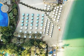 Le Méridien Mina Seyahi Beach Resort & Waterpark