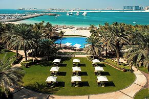 Le Méridien Mina Seyahi Beach Resort & Waterpark