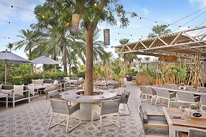 Le Méridien Mina Seyahi Beach Resort & Waterpark