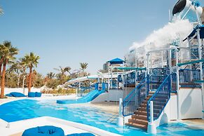 Le Méridien Mina Seyahi Beach Resort & Waterpark