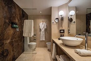 Crowne Plaza Porto by IHG
