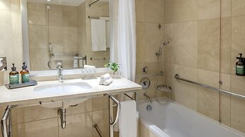 Crowne Plaza Porto by IHG