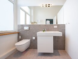 The New Yorker Hotel Köln-Messe