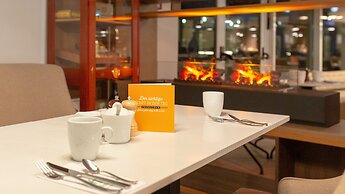 Holiday Inn Berlin Airport - Conference Centre by IHG
