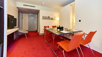 Holiday Inn Berlin Airport - Conference Centre by IHG