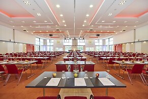 Holiday Inn Berlin Airport - Conference Centre by IHG