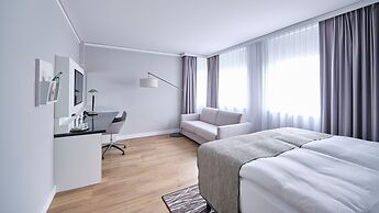 Holiday Inn Berlin Airport - Conference Centre by IHG
