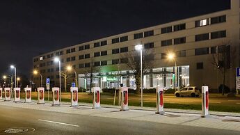 Holiday Inn Berlin Airport - Conference Centre by IHG