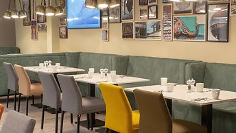 Holiday Inn Berlin Airport - Conference Centre by IHG