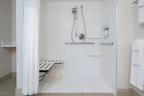 Holiday Inn Express Hotel & Suites Bentonville by IHG