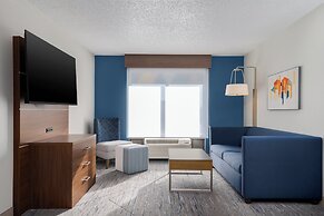 Holiday Inn Express Hotel & Suites Bentonville by IHG