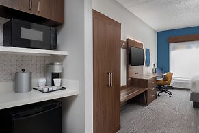 Holiday Inn Express Hotel & Suites Bentonville by IHG