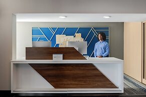 Holiday Inn Express Hotel & Suites Bentonville by IHG