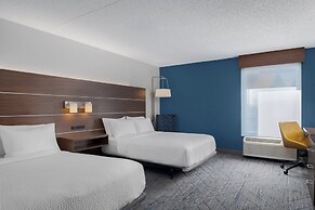 Holiday Inn Express Hotel & Suites Bentonville by IHG