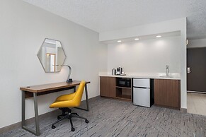 Holiday Inn Express Hotel & Suites Bentonville by IHG