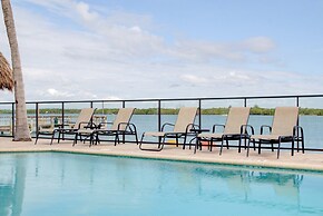 Hutchinson Island Hotel