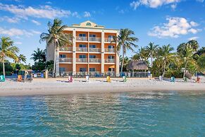 Hutchinson Island Hotel