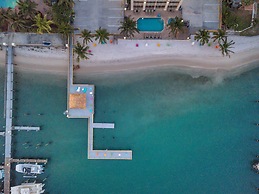 Hutchinson Island Hotel