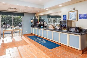 Hutchinson Island Hotel