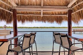 Hutchinson Island Hotel