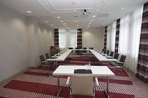 Holiday Inn Frankfurt Airport - Neu-Isenburg by IHG