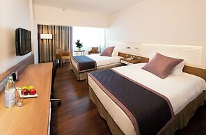 Crowne Plaza Limassol by IHG