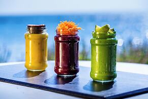 Crowne Plaza Limassol by IHG