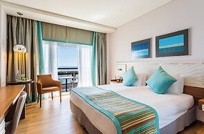 Crowne Plaza Limassol by IHG