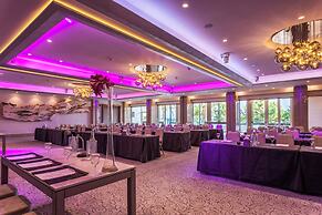 Crowne Plaza Limassol by IHG
