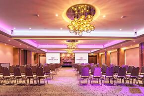 Crowne Plaza Limassol by IHG