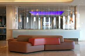 Crowne Plaza Limassol by IHG