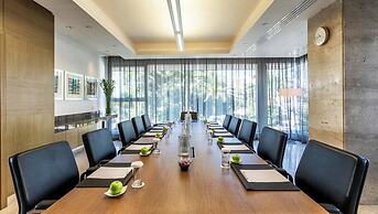 Crowne Plaza Limassol by IHG