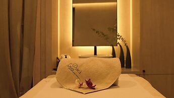 Crowne Plaza Limassol by IHG