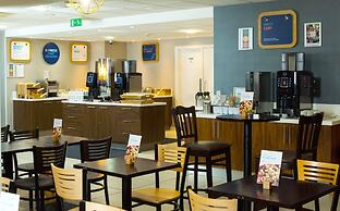 Holiday Inn Express London - Wimbledon South by IHG