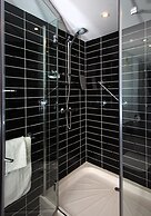Holiday Inn Express London - Wimbledon South by IHG