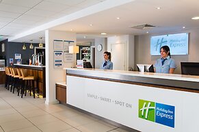 Holiday Inn Express London - Wimbledon South by IHG