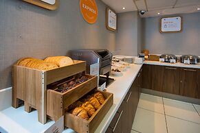 Holiday Inn Express London - Wimbledon South by IHG