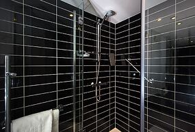 Holiday Inn Express London - Wimbledon South by IHG