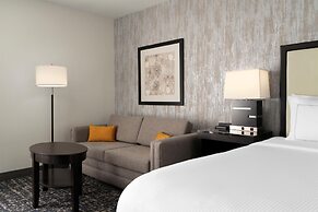 DoubleTree by Hilton Richmond - Midlothian